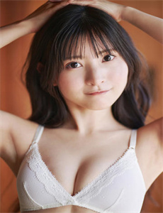 办公室玩弄爆乳女秘HD