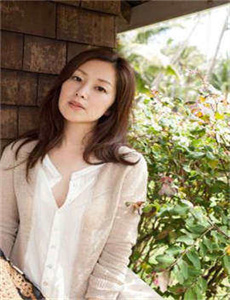 25岁的女子高中生未增删翻译中文翻译
